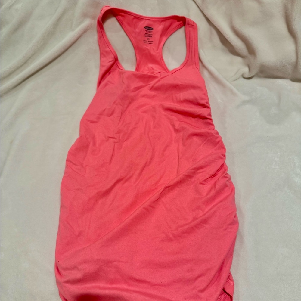 Old Navy Maternity Workout Tank Top